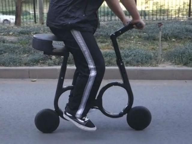 Китайский изобретатель создал складной велосипед Китайский изобретатель создал складной велосипед