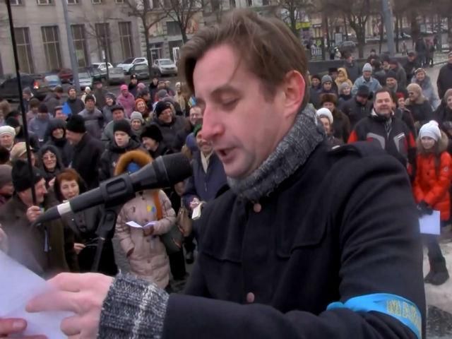 Еволюція гідності. Хроніка Євромайдану у Харкові Еволюція гідності. Хроніка Євромайдану у Харкові