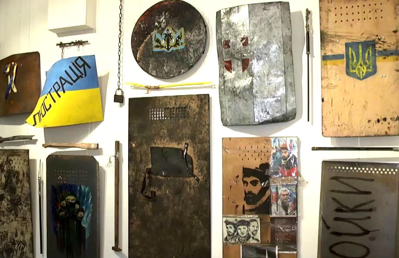 В Киеве готовят выставку с артефактов Майдана