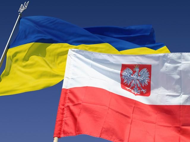 Поляки пожертвовали Украине более миллиона злотых