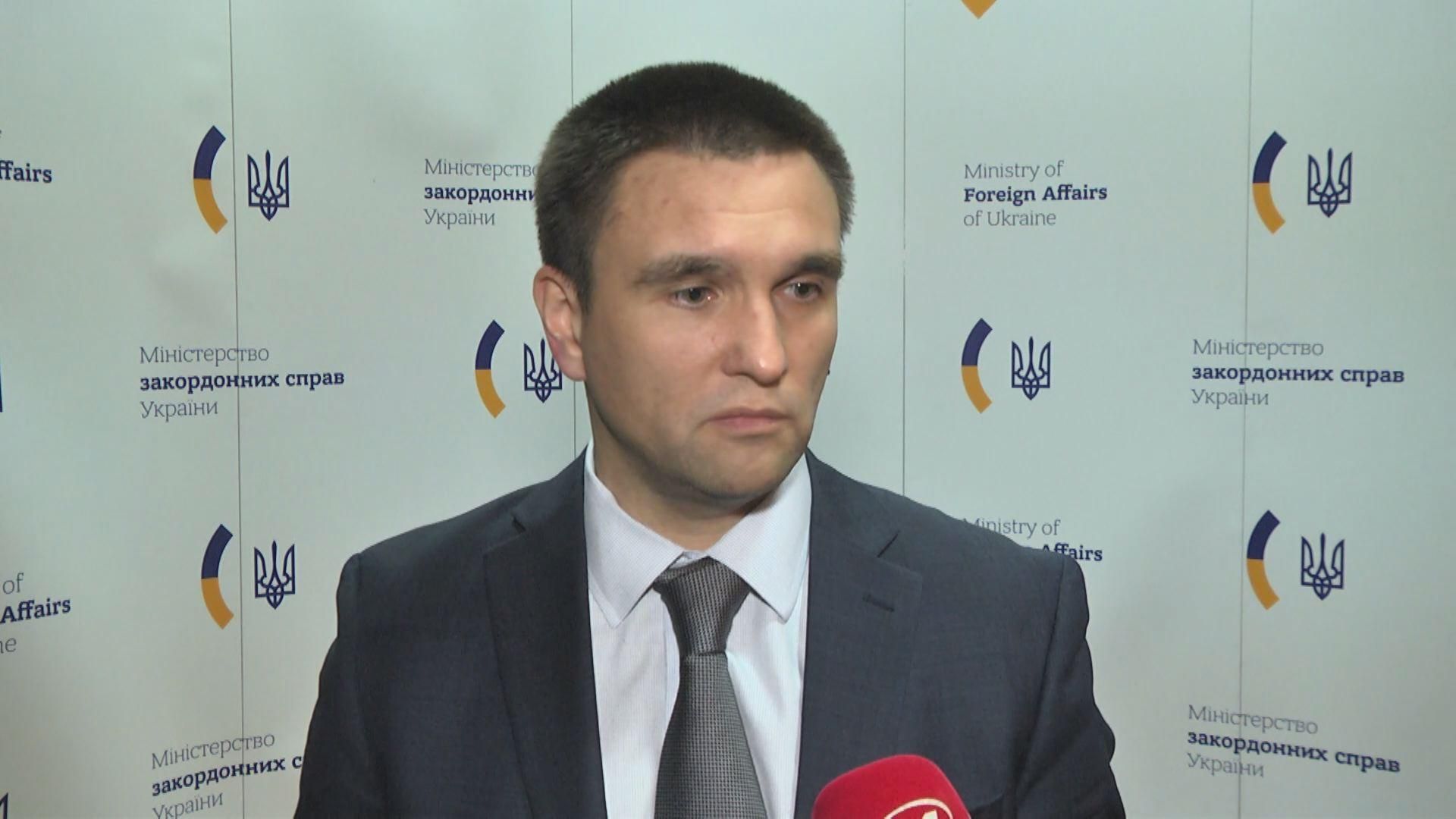 Ми працюємо над тим, щоб весь корпус послів був оновлений, — Клімкін Ми працюємо над тим, щоб весь корпус послів був оновлений, — Клімкін