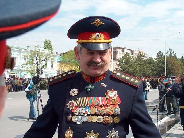 В Антраците идут разборки между боевиками "ЛНР" и "казаками" В Антраците идут разборки между боевиками "ЛНР" и "казаками"