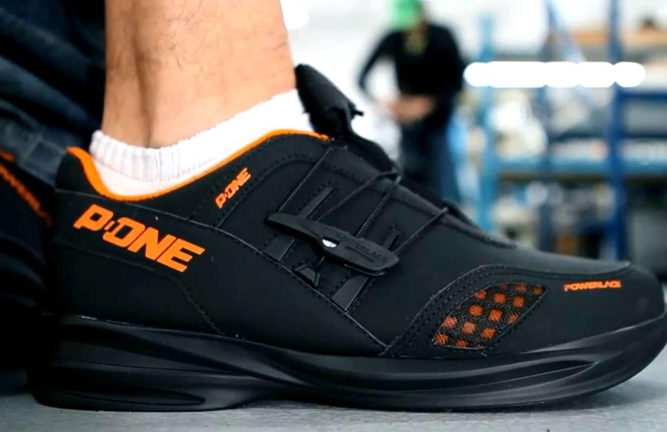 Канадці представили розумні кросівки Канадці представили розумні кросівки