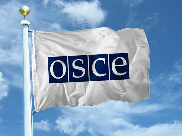 В ОБСЄ нарешті побачили колони з технікою В ОБСЄ нарешті побачили колони з технікою