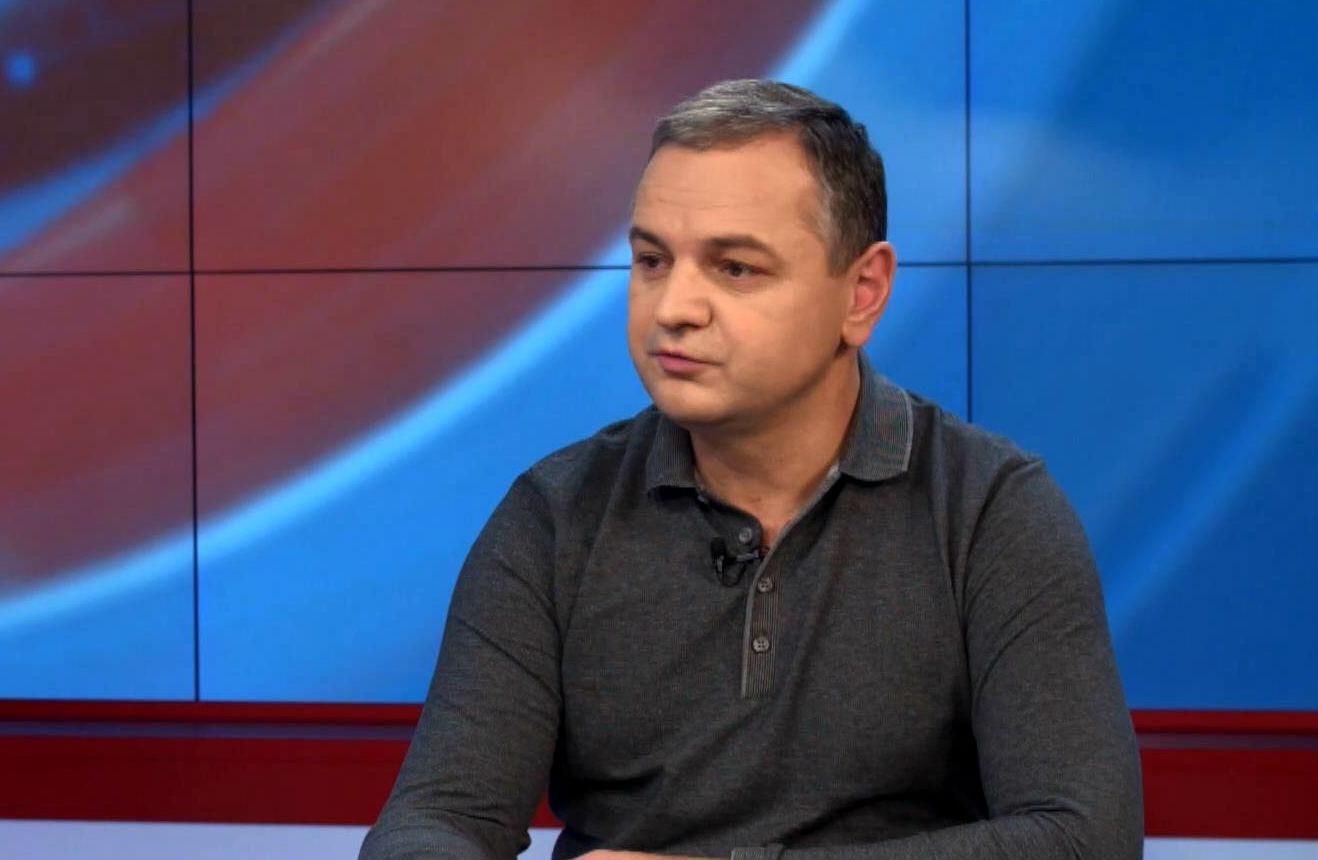 Звичка усіх урядів останнього десятиліття – шукати по світу грошей, — Курус Звичка усіх урядів останнього десятиліття – шукати по світу грошей, — Курус