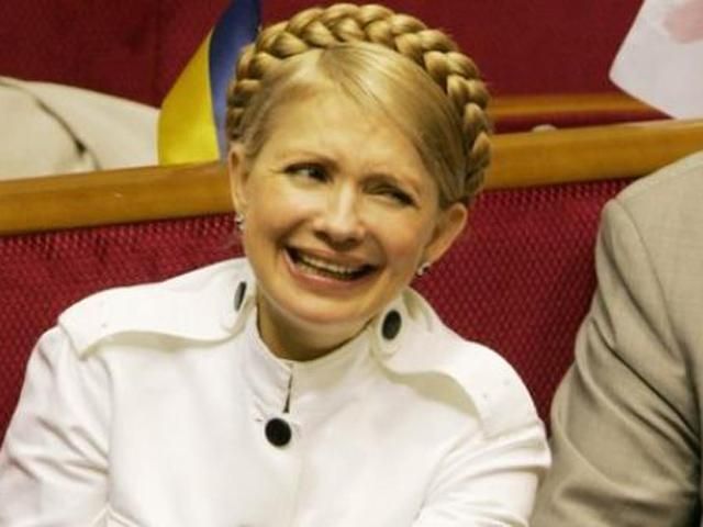 Тимошенко только зашла в Раду, а уже зарегистрировала законопроект об импичменте президента