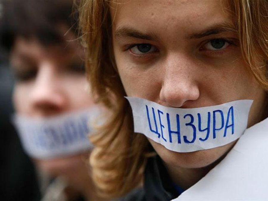 Экс-регионалы хотят контролировать свободу слова Экс-регионалы хотят контролировать свободу слова
