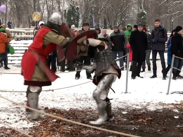 Современные рыцари собирали средства для бойцов АТО Современные рыцари собирали средства для бойцов АТО