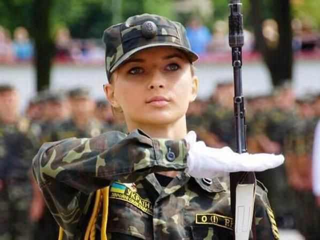 На Кіровоградщині в армію за контрактом пішло більше 70 жінок