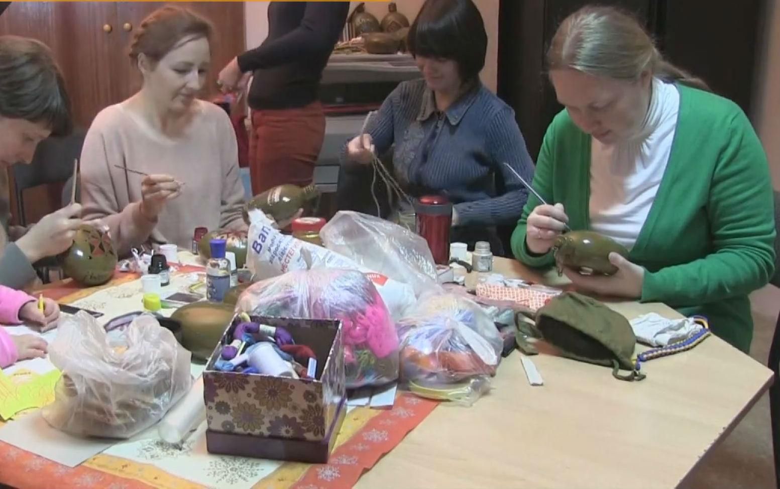 У Харкові готують новорічні подарунки для бійців АТО