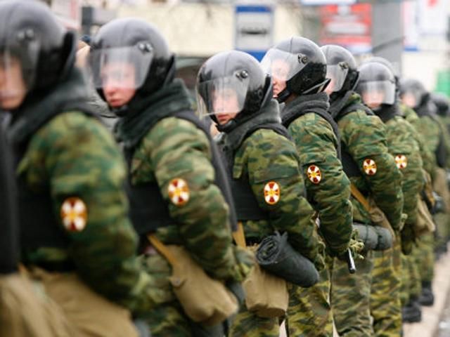 РФ готовит внутренние войска для подавления "российского Майдана" РФ готовит внутренние войска для подавления "российского Майдана"