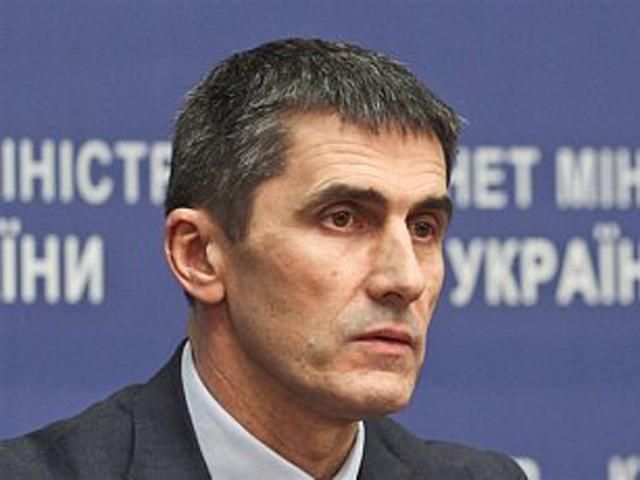 Завтра Генпрокурору вручать повістку на допит до народу України Завтра Генпрокурору вручать повістку на допит до народу України