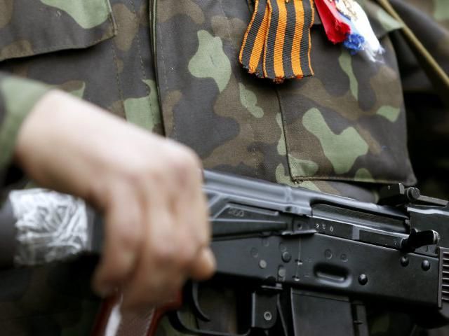 В Донецкой области пьяные боевики взорвали собственный микроавтобус (Видео) В Донецкой области пьяные боевики взорвали собственный микроавтобус (Видео)