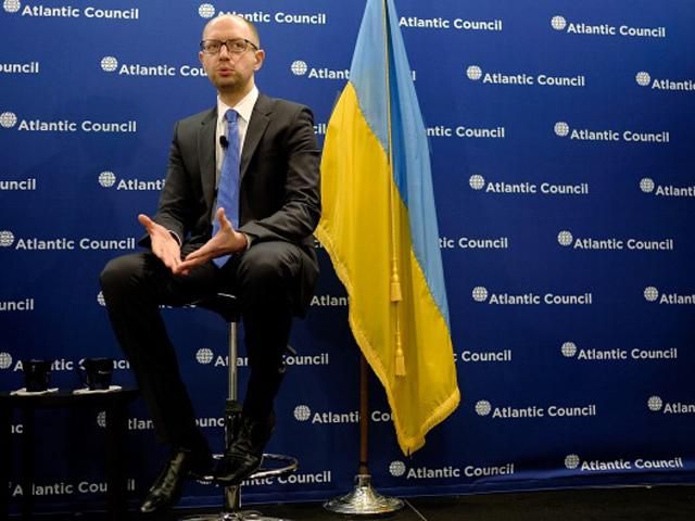 У Порошенка висунули ультиматум Яценюку, — ЗМІ У Порошенка висунули ультиматум Яценюку, — ЗМІ