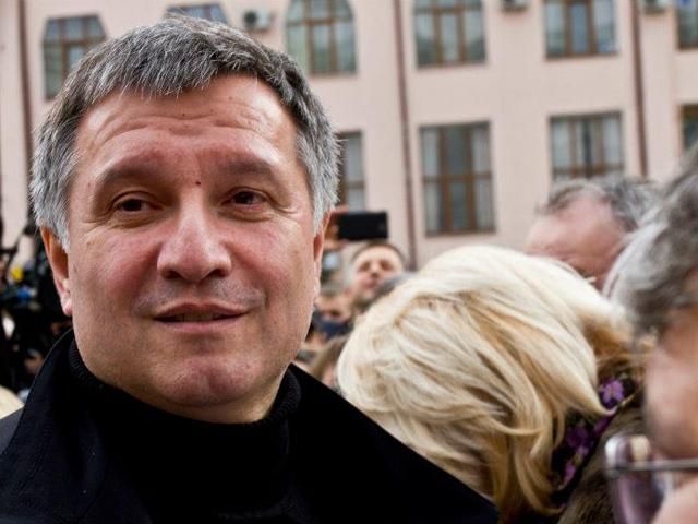 На посту главы МВД остается Аваков, место предлагали также Матиос, — СМИ На посту главы МВД остается Аваков, место предлагали также Матиос, — СМИ