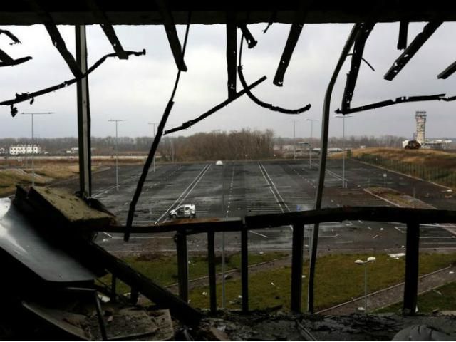 Зв'язок з "кіборгами" наразі втрачено Зв'язок з "кіборгами" наразі втрачено