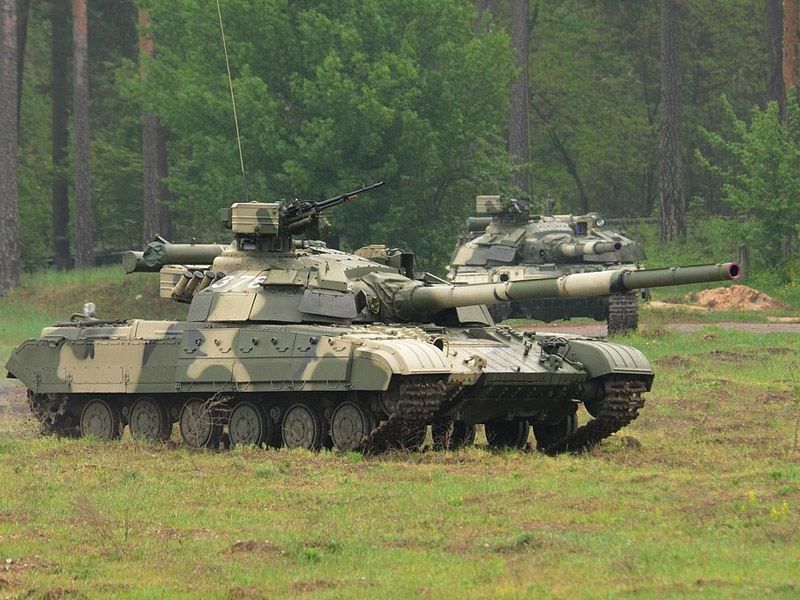 "Укроборонпром" передал первую партию танков Т-64 министерству обороны