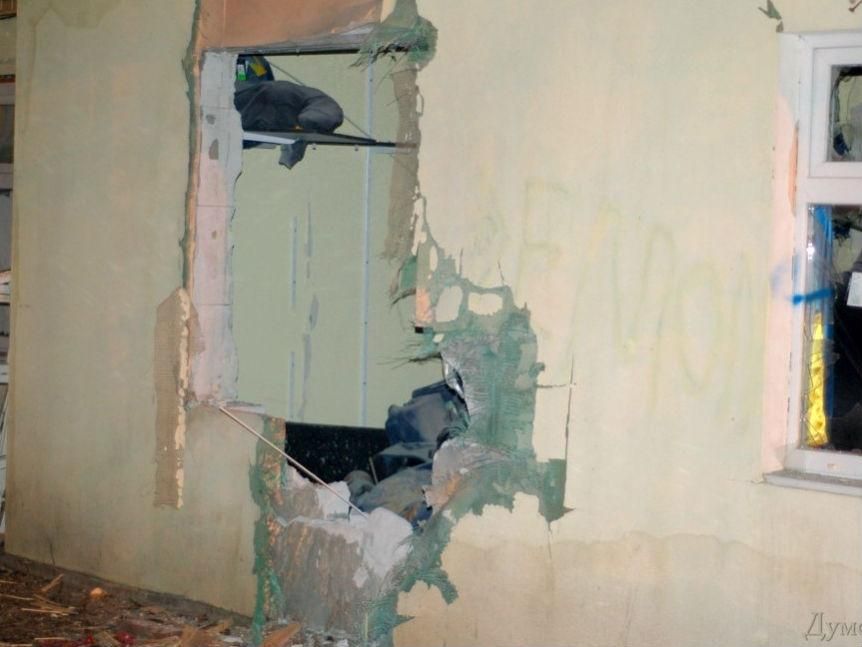 У центрі Одеси підірвали магазин патріотичної символіки (Фото. Відео) У центрі Одеси підірвали магазин патріотичної символіки (Фото. Відео)