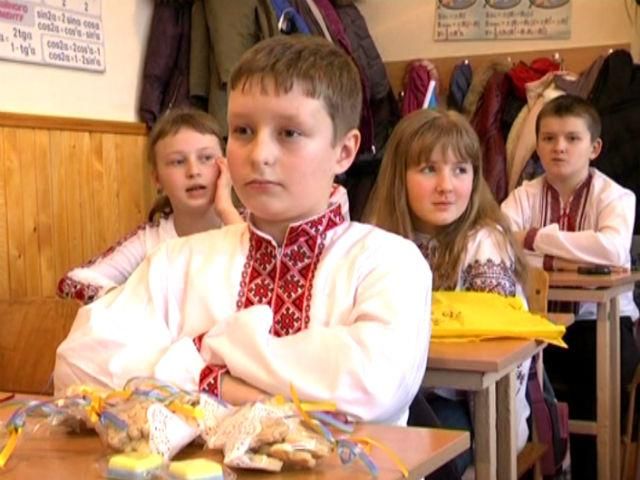Тернопільський школяр випік 10 кг печива для бійців АТО