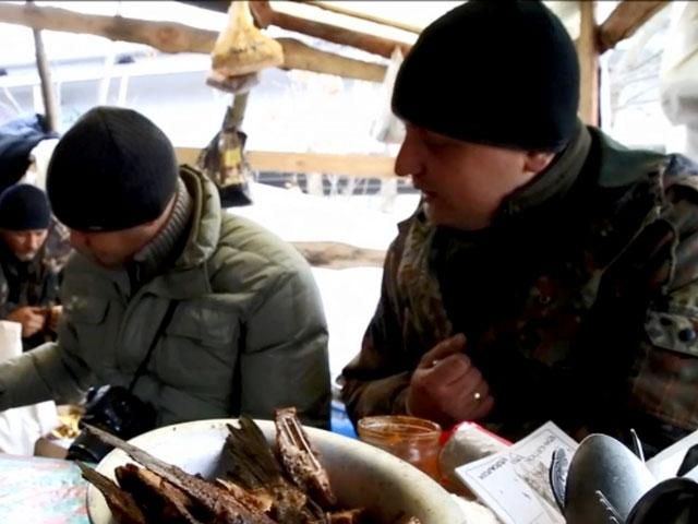 Около Северского Донца бойцы договорились с кадыровцами о перемирии Около Северского Донца бойцы договорились с кадыровцами о перемирии