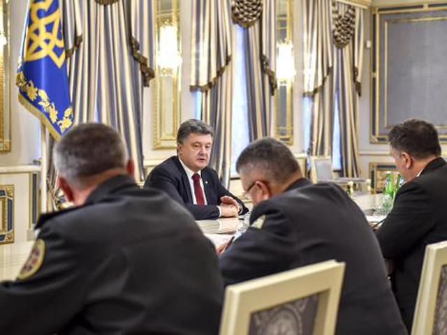 Порошенко проводит совещание с силовиками - 4 декабря 2014 - Телеканал новин 24