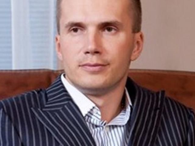 Син Януковича продовжує масштабне будівництво у Донецьку, — РНБО Син Януковича продовжує масштабне будівництво у Донецьку, — РНБО