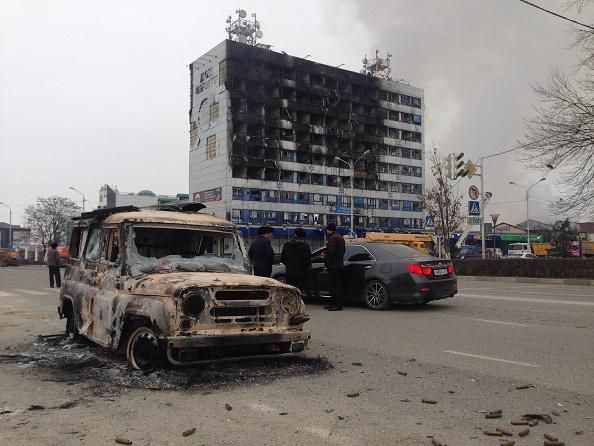 Власть Чечни подозревает США и НАТО в причастности к конфликту в Грозном Власть Чечни подозревает США и НАТО в причастности к конфликту в Грозном