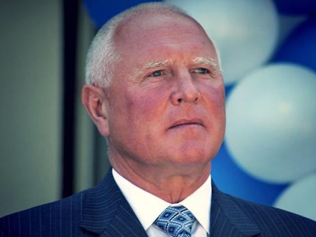 Фаны "Черноморца" пригрозили владельцу команды, экс-регионалу, "народной люстрацией" Фаны "Черноморца" пригрозили владельцу команды, экс-регионалу, "народной люстрацией"