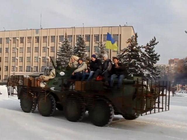 Славянск вернулся к нормальной жизни и не хочет в "ДНР" Славянск вернулся к нормальной жизни и не хочет в "ДНР"