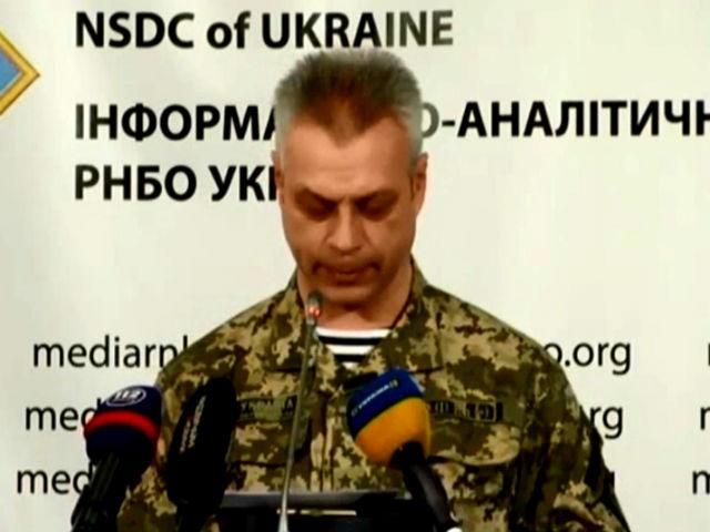 Обидва термінали донецького аеропорту — під контролем "кіборгів" Обидва термінали донецького аеропорту — під контролем "кіборгів"