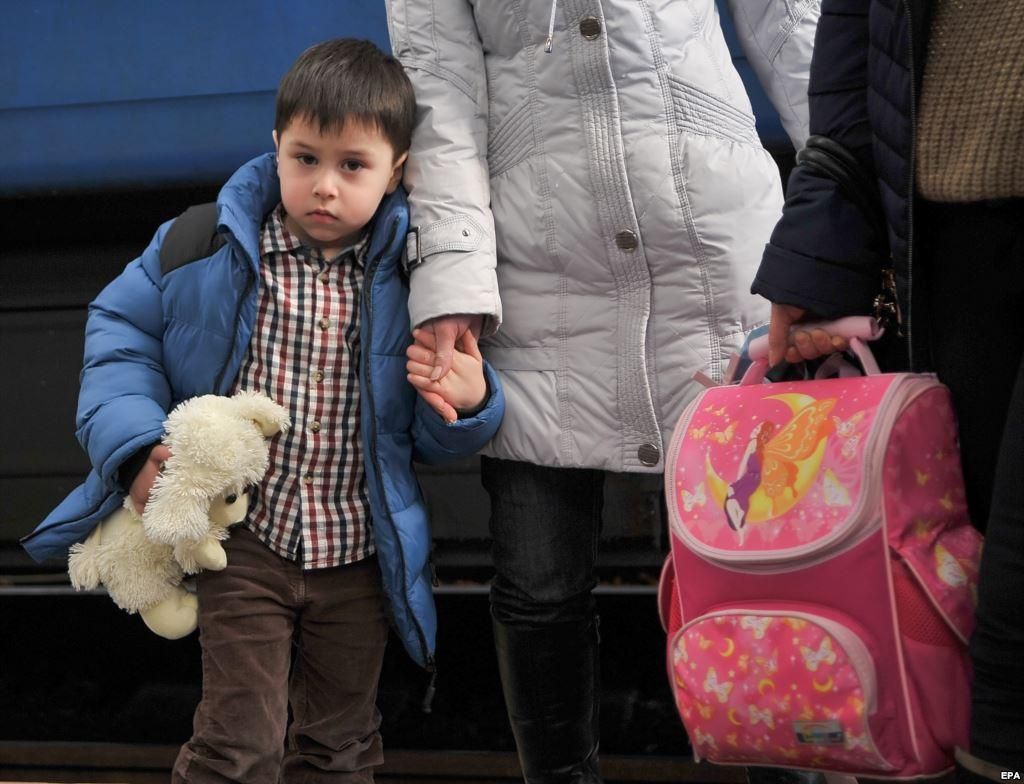 Мінсоцполітики нарахувало більше півмільйона переселенців з Донбасу та Криму