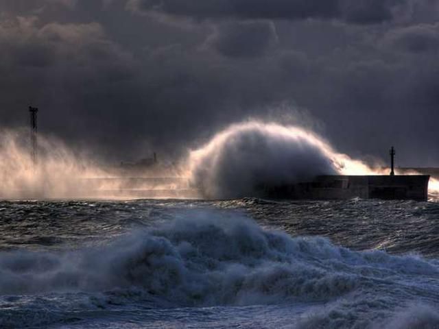 У Криму шторм: поромна переправа не працює У Криму шторм: поромна переправа не працює