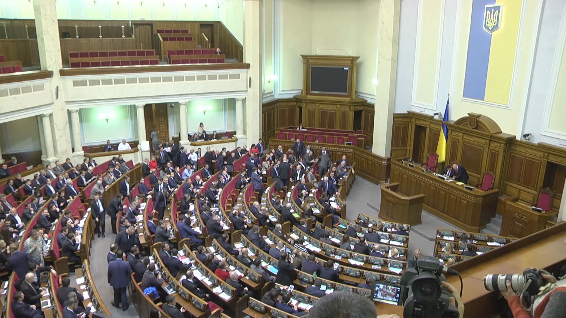 Рада запрацювала: депутати ділили місця у комітетах Рада запрацювала: депутати ділили місця у комітетах