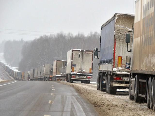 Беларусь жестко проверяет российские фуры, на границе - гигантские пробки Беларусь жестко проверяет российские фуры, на границе - гигантские пробки