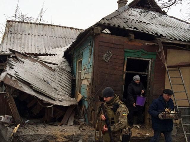 Терористи обстріляли Дебальцеве: є жертви (Фото)