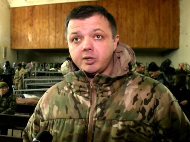 З Ради йду до добровольців “Донбасу” і морально відпочиваю, — Семенченко З Ради йду до добровольців “Донбасу” і морально відпочиваю, — Семенченко