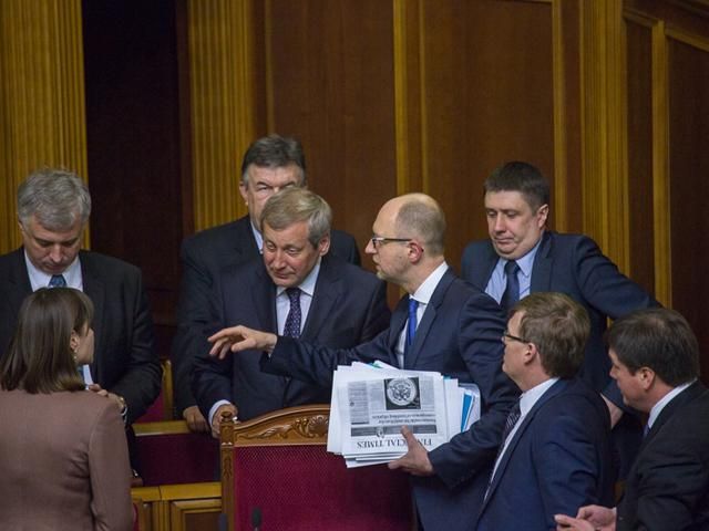 У ЗМІ оприлюднили доходи міністрів нового уряду (Інфографіка) У ЗМІ оприлюднили доходи міністрів нового уряду (Інфографіка)