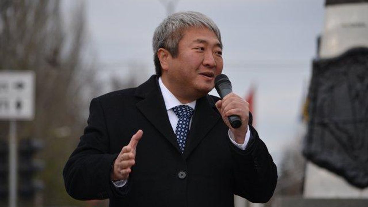 Мэр Запорожья заявил, что "донецкие кланы" готовят силовой захват власти Мэр Запорожья заявил, что "донецкие кланы" готовят силовой захват власти