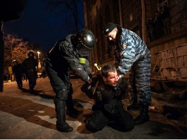 Майже 2 млрд доларів арештовано на закордонних рахунках екс-чиновників, — ГПУ Майже 2 млрд доларів арештовано на закордонних рахунках екс-чиновників, — ГПУ