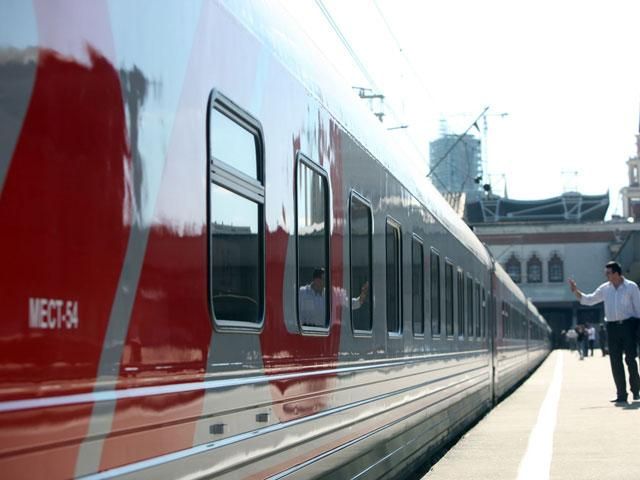 Російська залізниця на рік скасовує поїзди в Україну