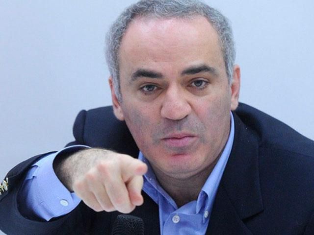 Каспаров рассказал, почему России придется попрощаться с Крымом Каспаров рассказал, почему России придется попрощаться с Крымом