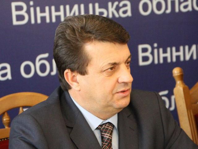 Голова Вінницької ОДА запропонував скликати позачергову сесію облради