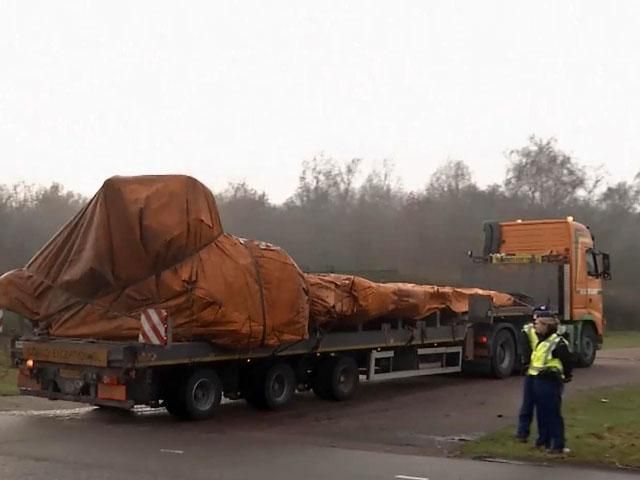 Перший конвой з уламками Boeing прибув до Нідерландів Перший конвой з уламками Boeing прибув до Нідерландів