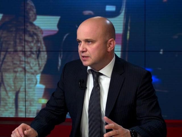 З нашого боку є аферисти, які "торгують" людьми, — експерт про полонених З нашого боку є аферисти, які "торгують" людьми, — експерт про полонених