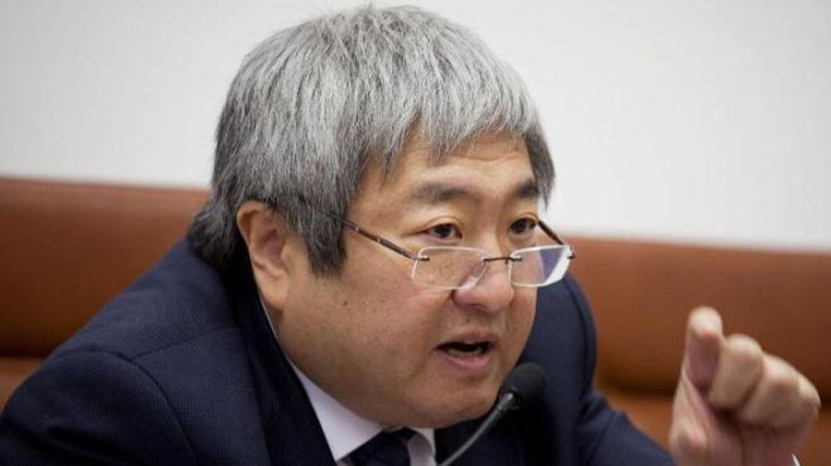 Мэра Запорожья заставили написать заявление об отставке (Фото)