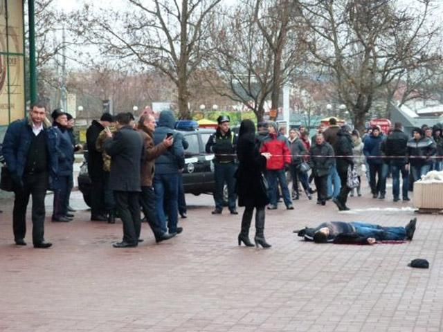 Смертельная стрельба в центре Николаева: один убит и один ранен (Фото)