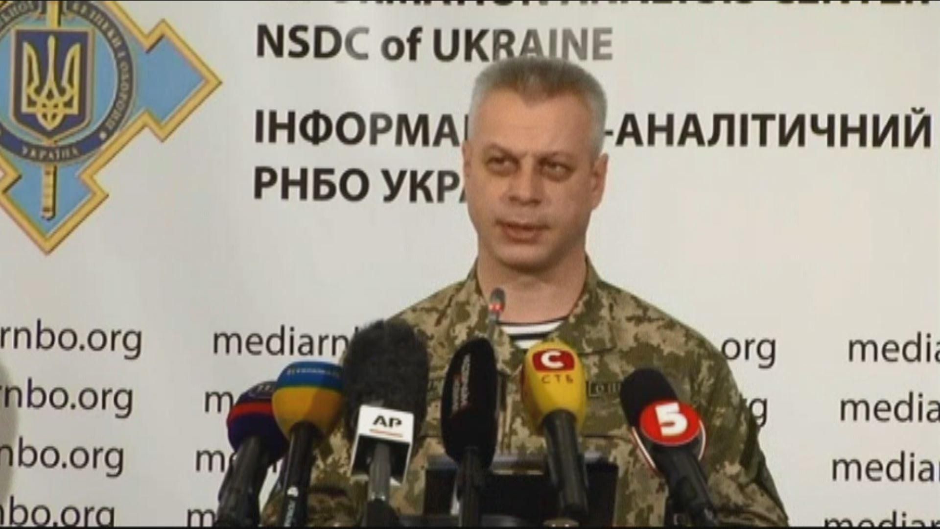 Обстрелы на территории Донецкого аэропорта продолжаются, — СНБО