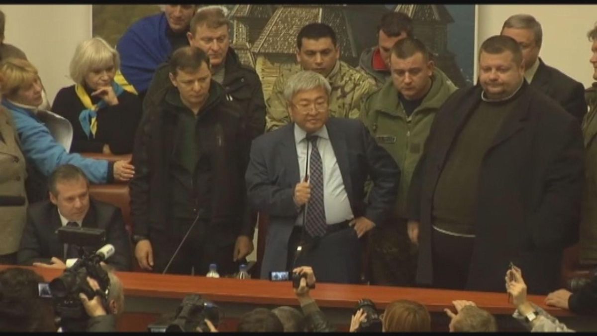 Мэр Запорожья послал активистов на три буквы Мэр Запорожья послал активистов на три буквы