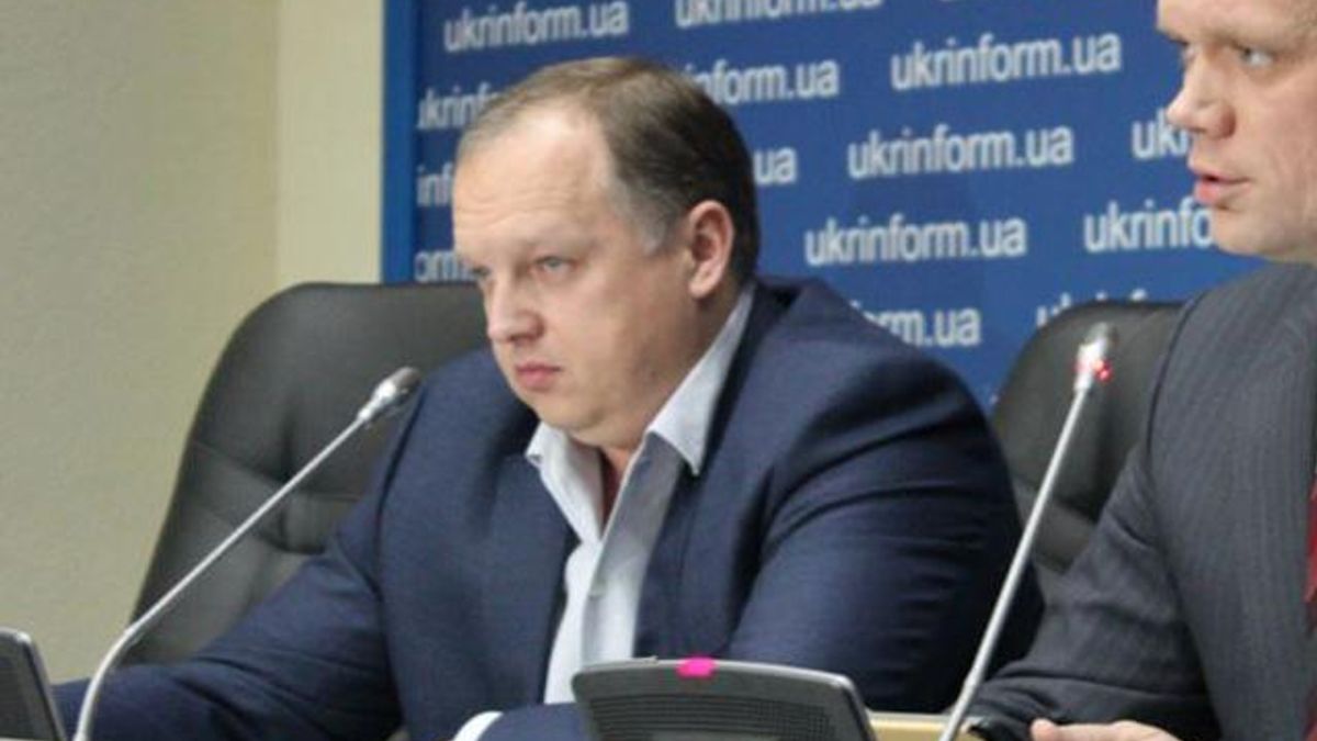 ГПУ підозрює гендиректора "Укрспирту" у розтраті 172,5 млн гривень ГПУ підозрює гендиректора "Укрспирту" у розтраті 172,5 млн гривень