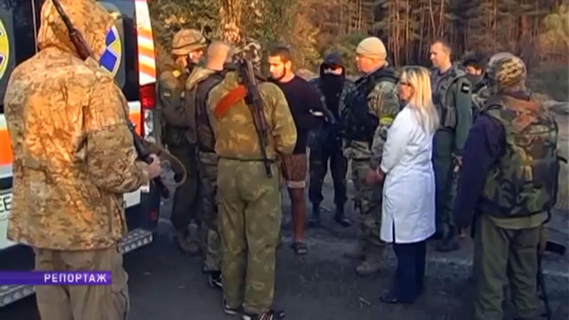 Благодійник на лікарняному ліжку допомагає військовим Благодійник на лікарняному ліжку допомагає військовим